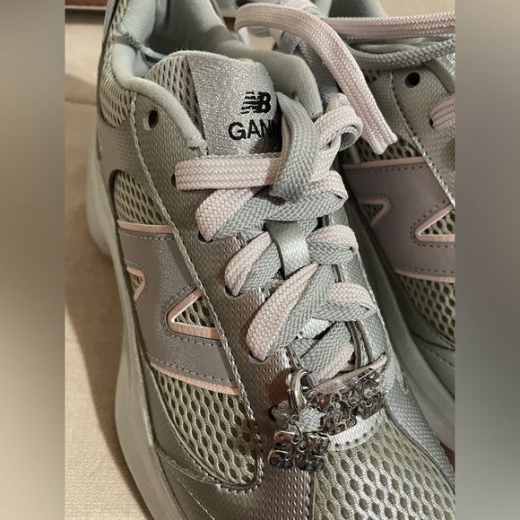 NWT GANNI x New Balance Silver and Pink WRPD Runner UNISEX - Picture 9 of 15